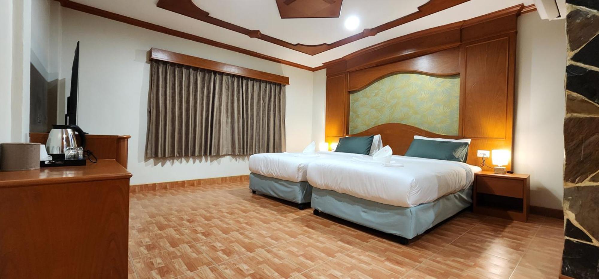 Arya Suites Patong Beach Ngoại thất bức ảnh